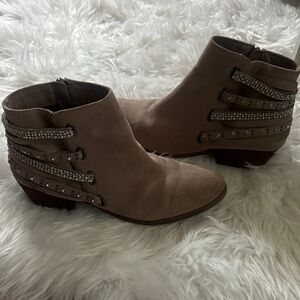 Women’s Brown Ankle Boots Studded Straps Crystals Rhinestones Zipper 8.5
